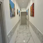 Stazione ゲストハウス 4*