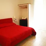 Stazione 4* Nápoles