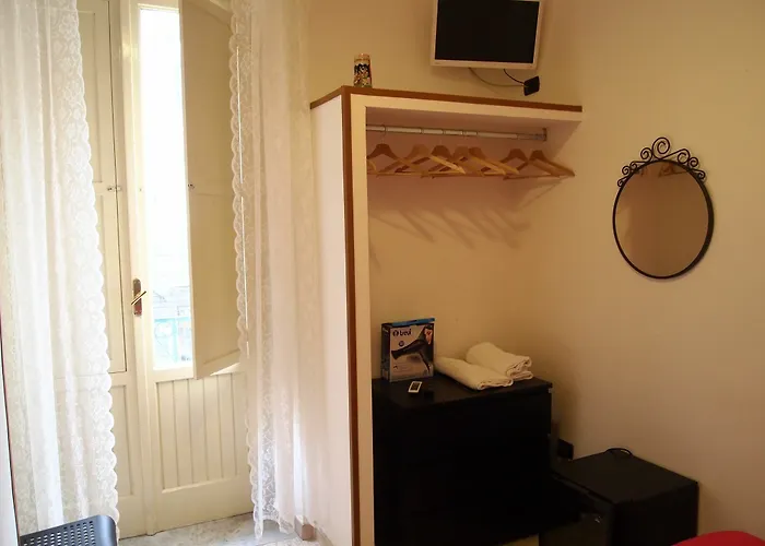 Πανσιόν Stazione 4*