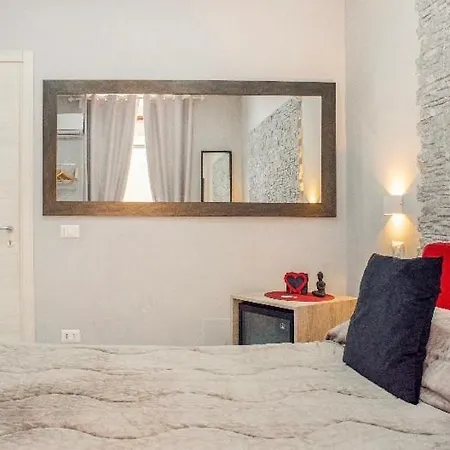 Stazione 4* Nápoles