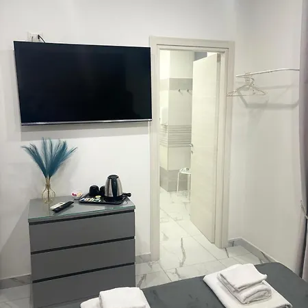 Casa de hóspedes Stazione 4*